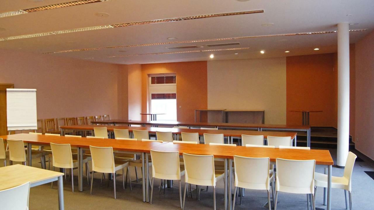 نزل براغفي Km House Cerny Most المظهر الخارجي الصورة