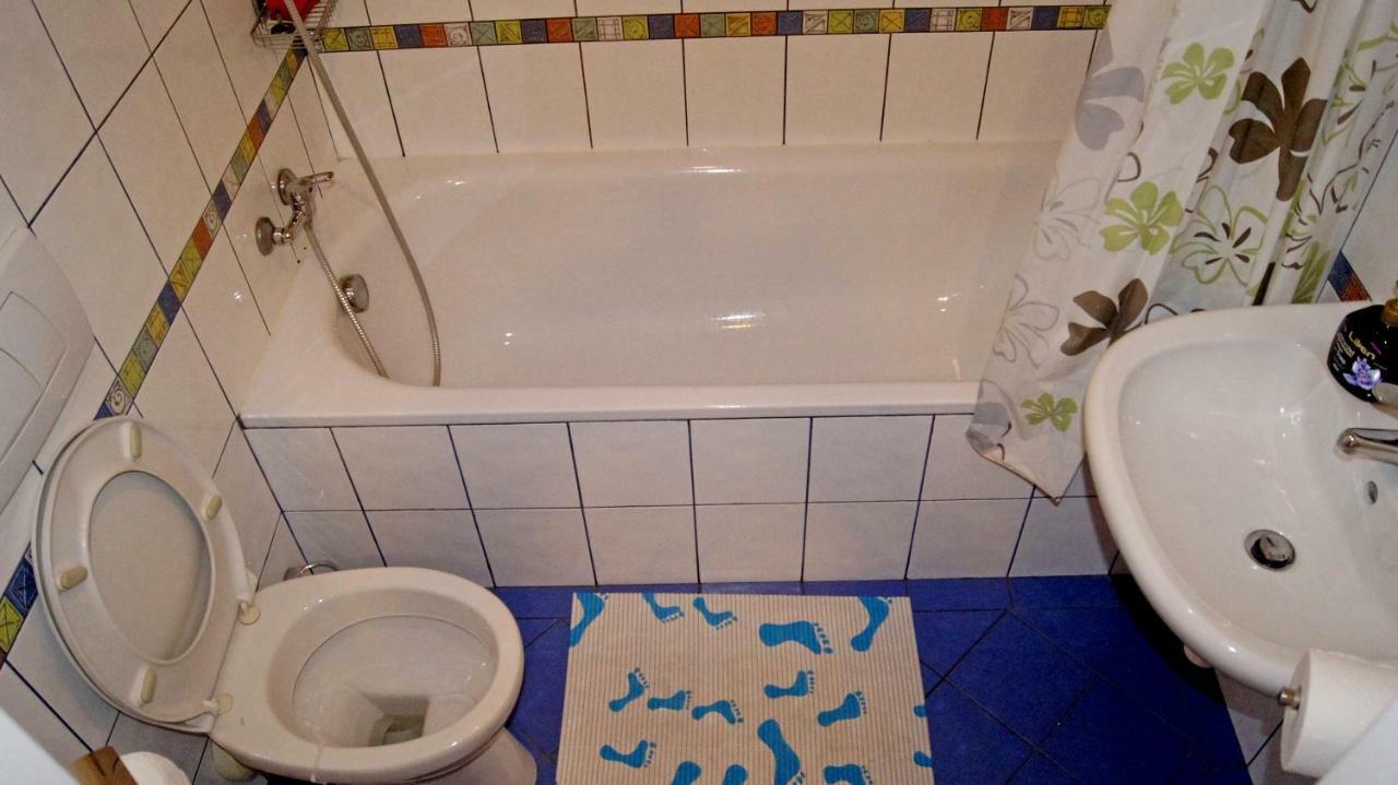 نزل براغفي Km House Cerny Most المظهر الخارجي الصورة