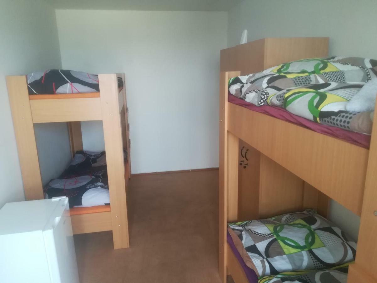 نزل براغفي Km House Cerny Most المظهر الخارجي الصورة