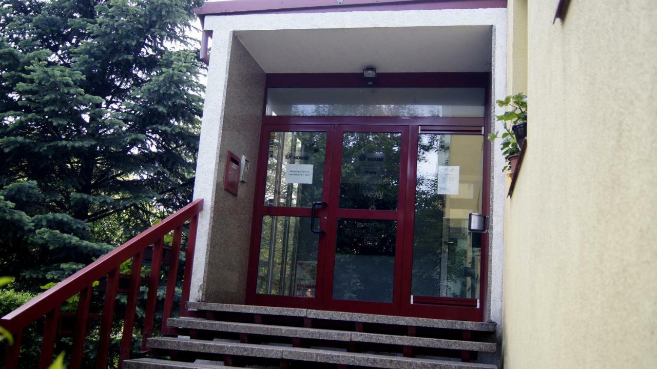 نزل براغفي Km House Cerny Most المظهر الخارجي الصورة